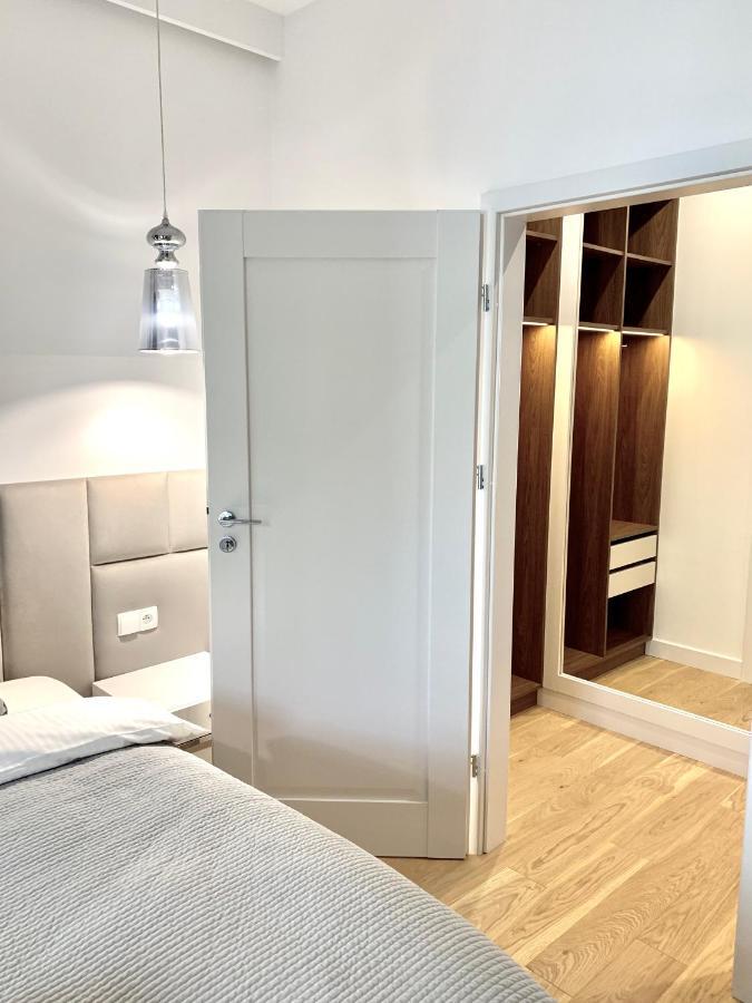 Apartment Zlota Luxury Warsaw